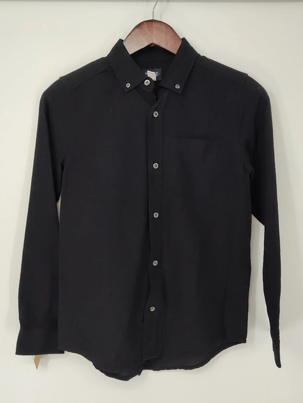 The Children's Place Black Long-Sleeve Button-Down Shirt Boys Size Large, 10/12
